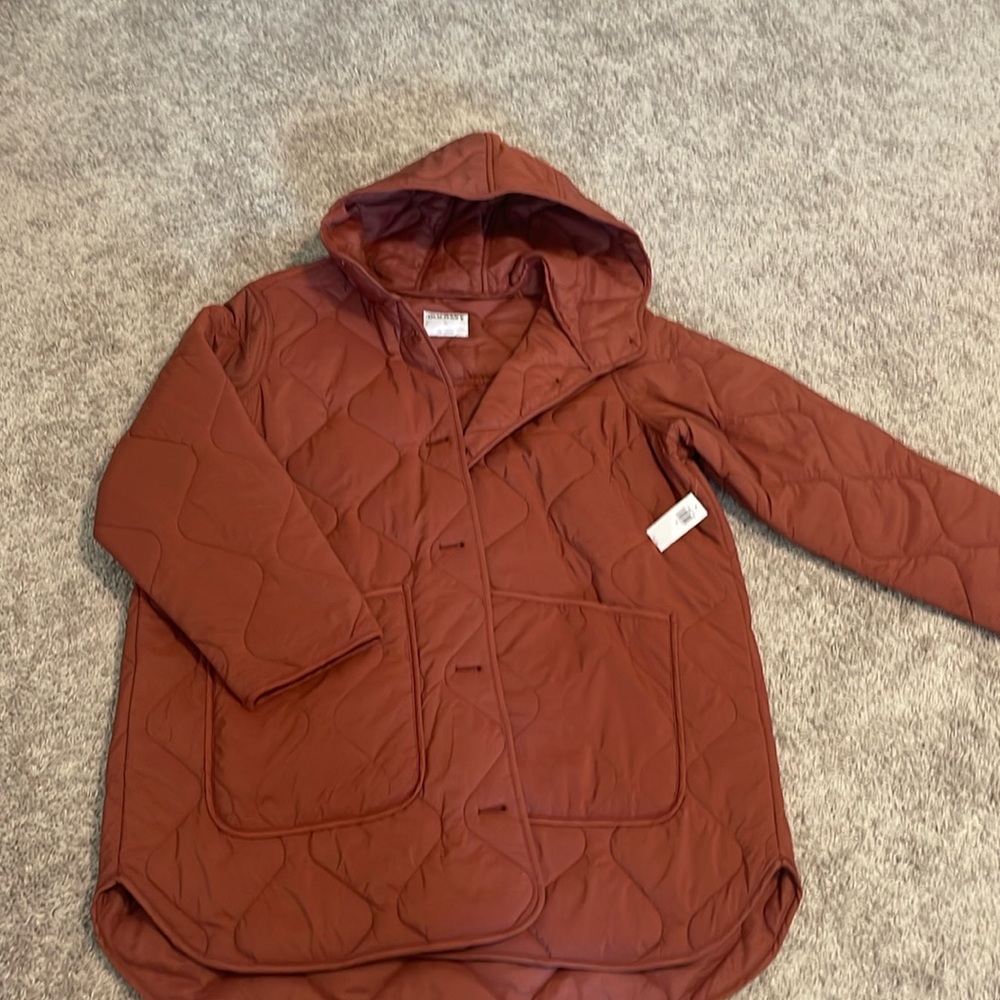 Old navy long quilted jacket with hood. Size XL.